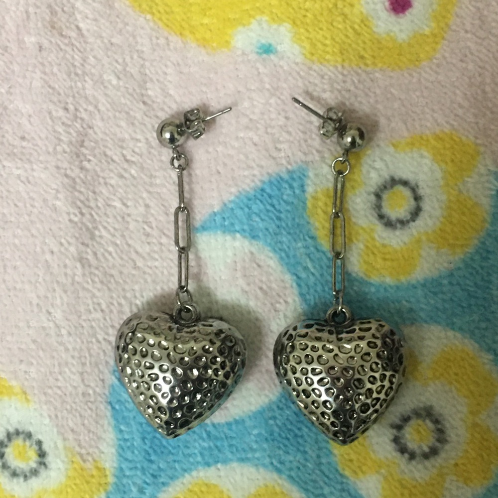 💔Silver Heart Grunge Drop Earrings🖤
